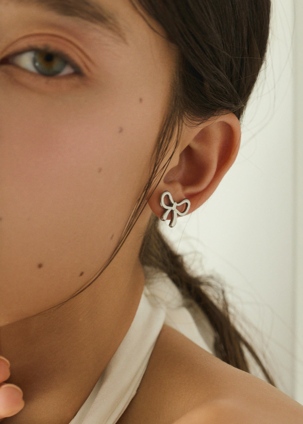 シルバー]スモールリボンピアス｜金属アレルギー対応アクセサリー 