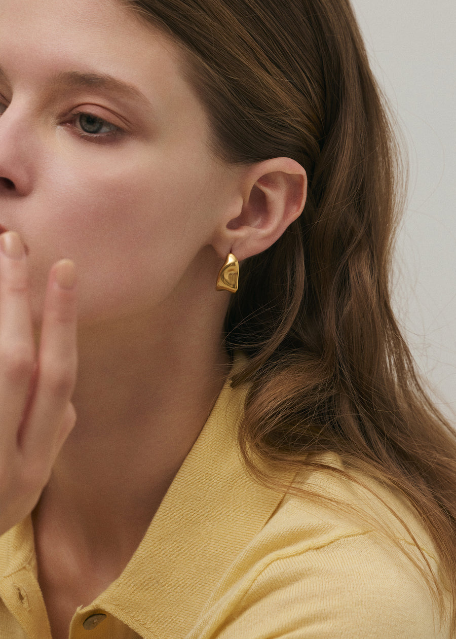 [ゴールド]ニュアンスカーブピアス