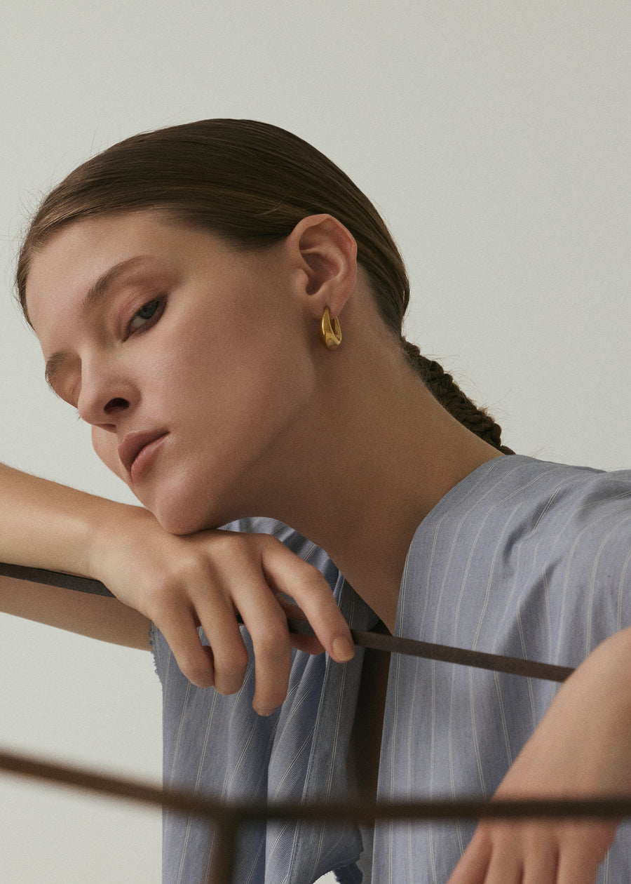 [ゴールド]ボリュームオーバルピアス