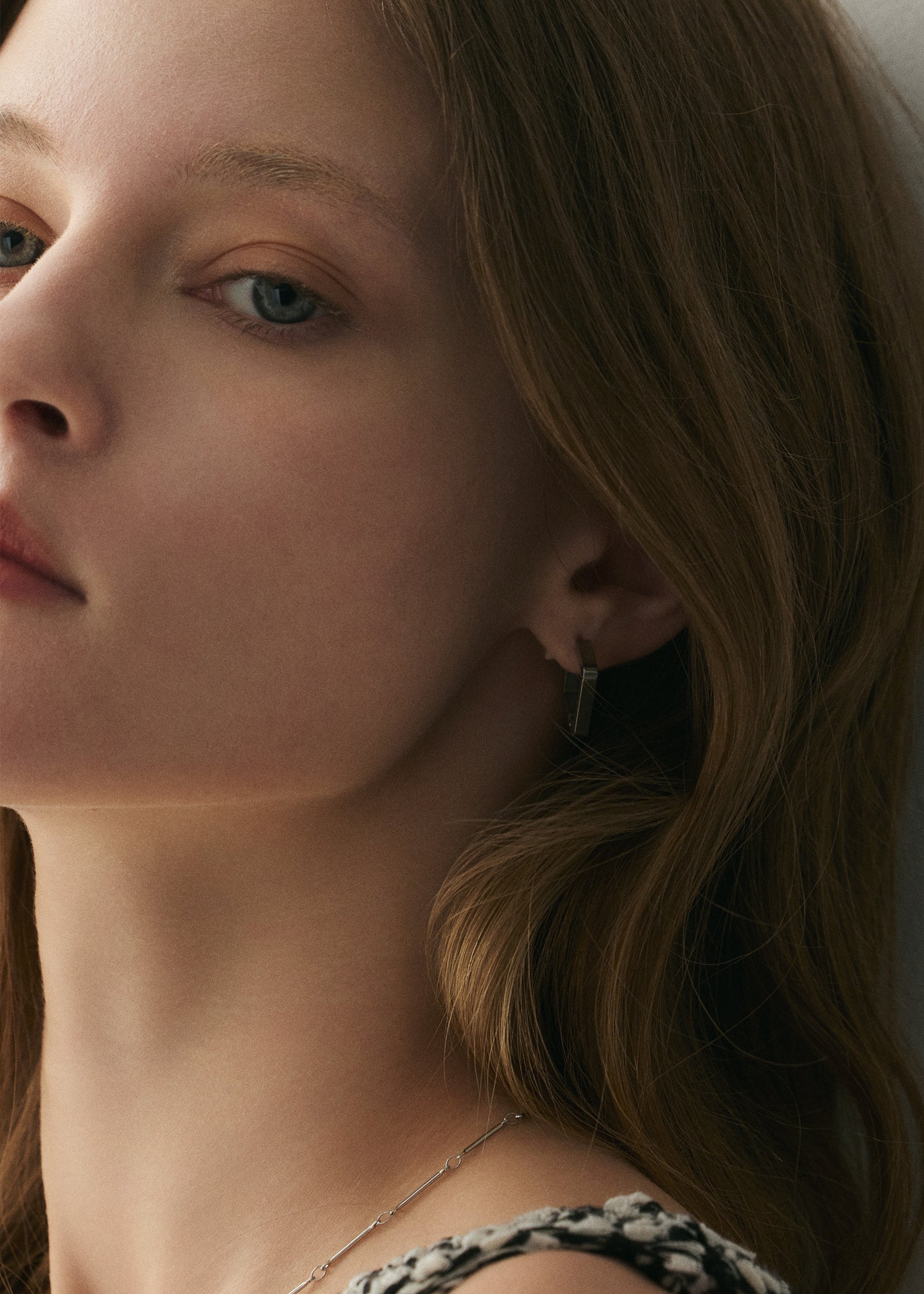 【vintage】REBECCA Italy ピアス　ラウンド　シルバーカラー シルバー]ラッチスクエアピアス – FLOA